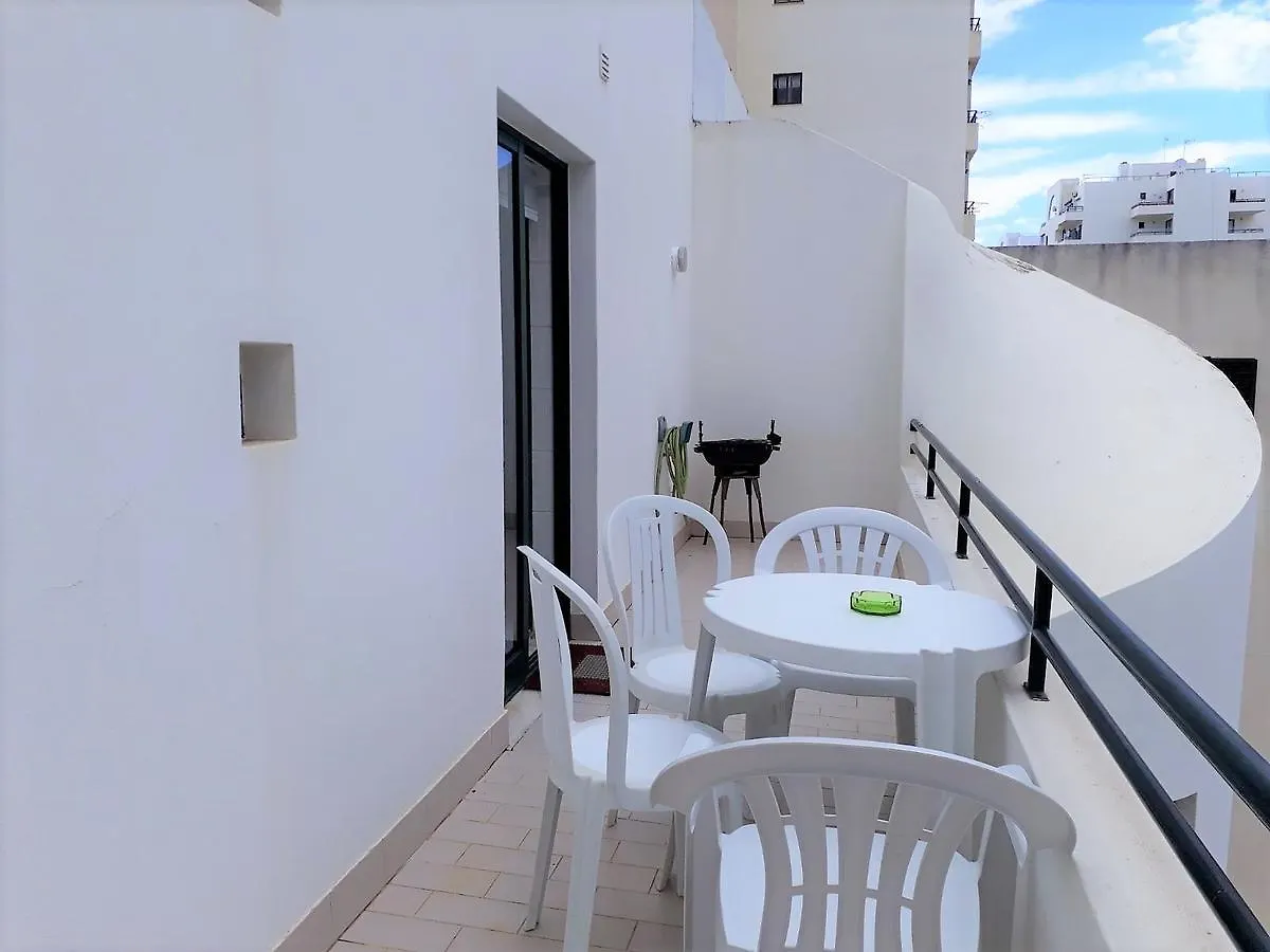 Satelite Ac&Garagem Apartment Quarteira