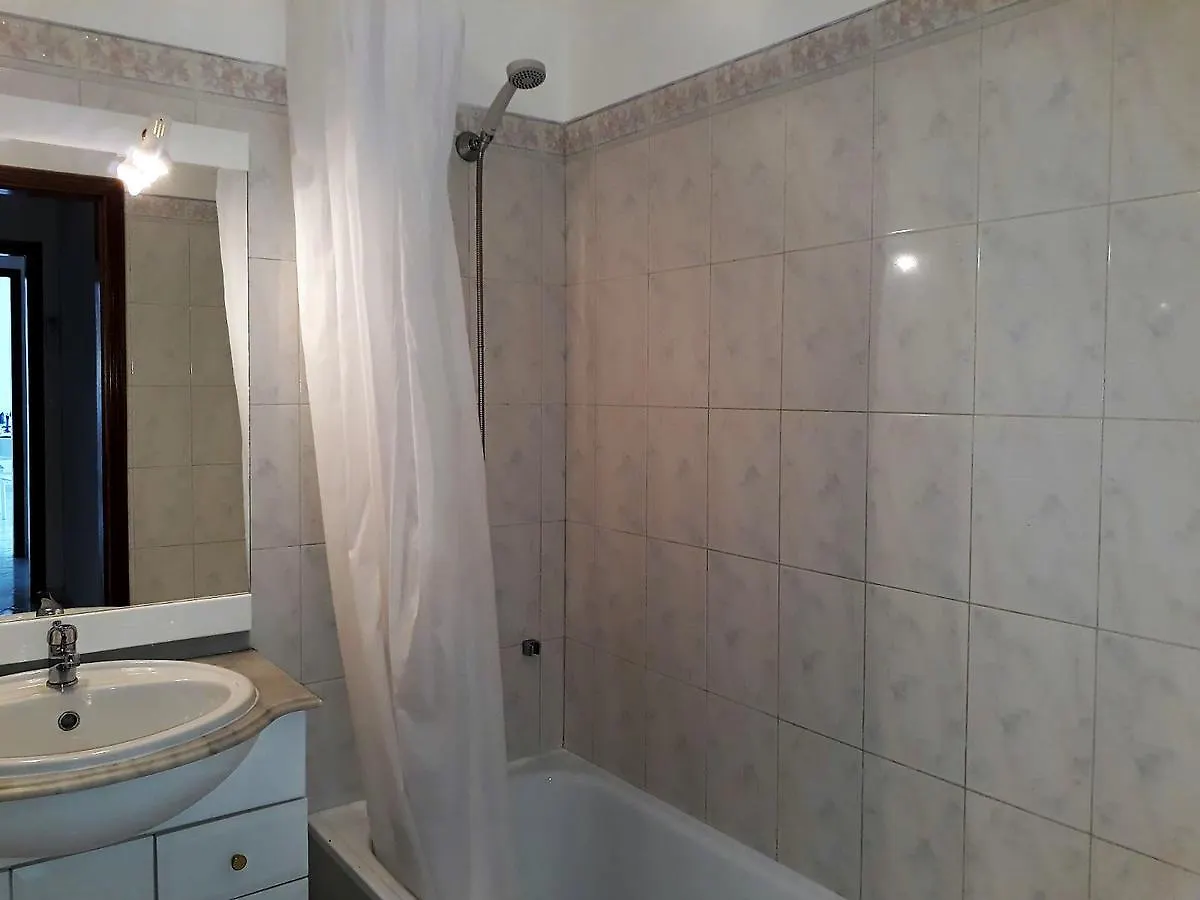 Satelite Ac&Garagem Apartment Quarteira