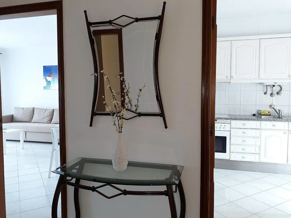 Satelite Ac&Garagem Apartment Quarteira