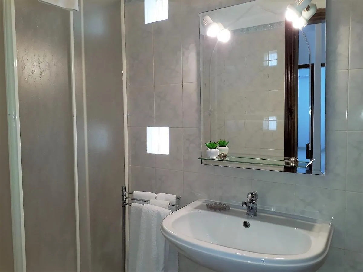 Satelite Ac&Garagem Apartment Quarteira